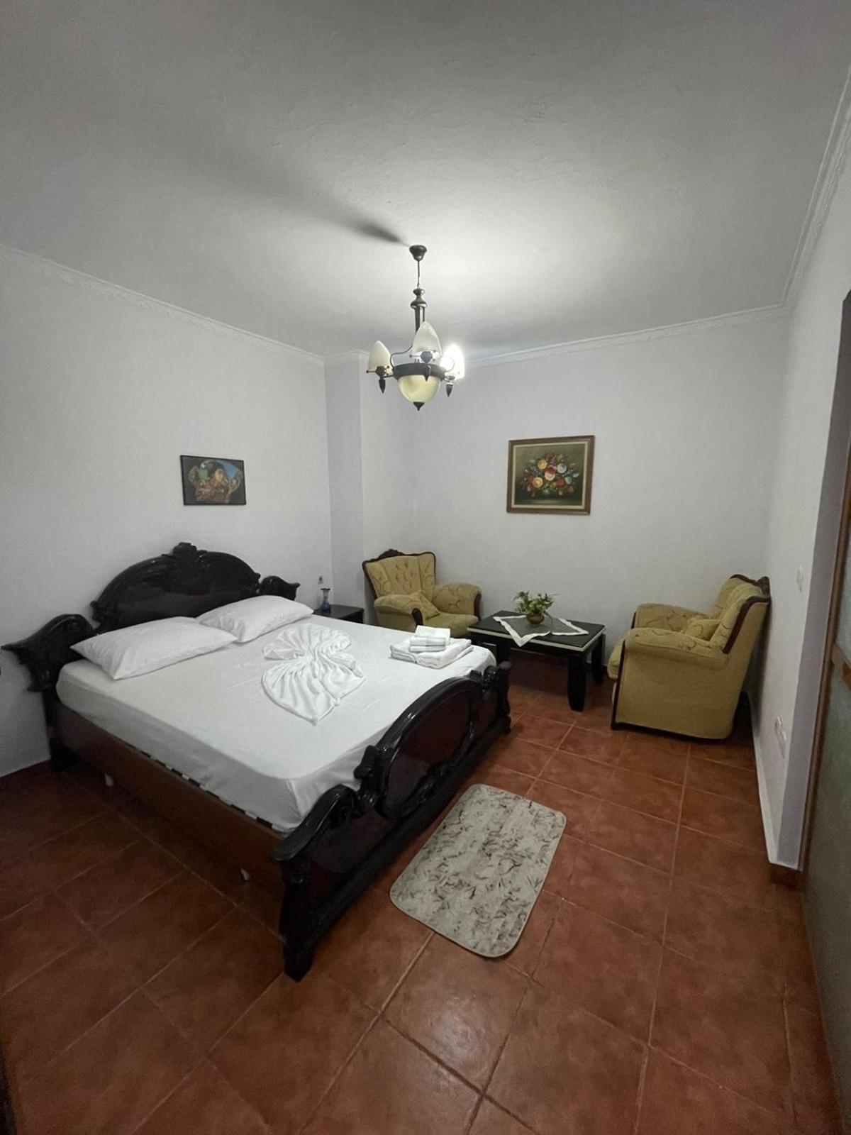Two Bedroom Apartament Tirana